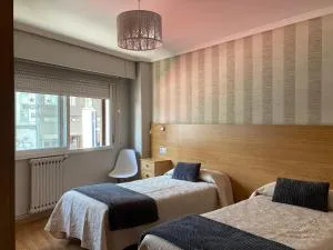 Hostal Crisol X Liste Station - 巴斯提安吉洛