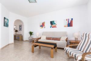 Home2book Sea Front El Granillo, Beach & Wifi