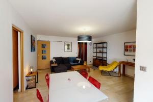 Appartements Le Jean-Jacques Rousseau - 2 rooms by the canal in the heart of Annecy : photos des chambres