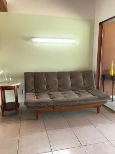 FLAT WINTERVILLE GRAVATA