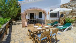 Finca Almencino Competa by Ruralidays