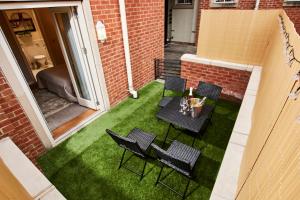 Vikings Apartment City Centre Exclusive Offers With Private Parking & Terrace