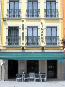 Hostal Linares - Ribadeo