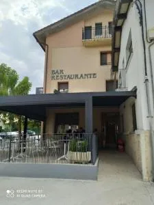 Hostal Restaurante Ibaisek - Galdeano