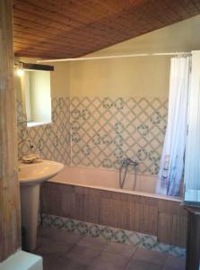 Maison spacieuse proche du centre de Landevieille + jardin clôturé