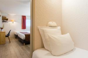 Hotels Comfort Hotel Montlucon : Chambre Familiale