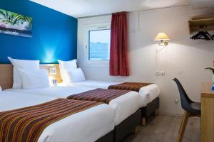 Hotels Comfort Hotel Montlucon : Chambre Triple Supérieure