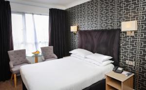 Standard Double Room room in Cumberland Hotel - OCEANA COLLECTION