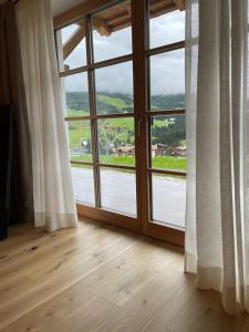 Surrounded by green - Luxury Chalet at the foot of the Dolomites