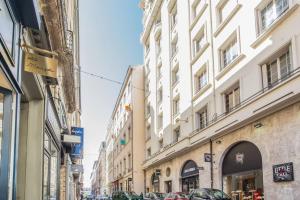 Appartements Charming flat with balcony near Place des Jacobins - Lyon - Welkeys : Appartement avec Balcon