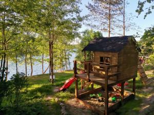 ACTIVFARM DOMKI LETNIKOWE Domek Piotruś