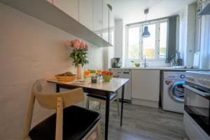 Sanders Lake - Pleasant Two-Bedroom Apartment in Downtown Copenhagen