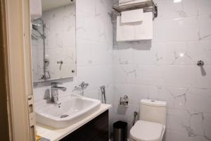 مستقر للشقق المخدومة النقرة