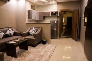 مستقر للشقق المخدومة النقرة