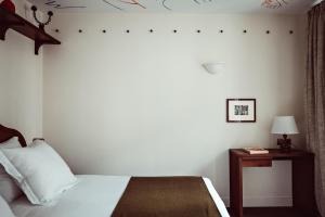 Hotels Hotel des Academies et des Arts : photos des chambres
