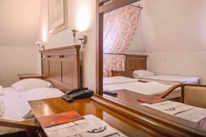 Triple Room room in Hotel Pahuljica