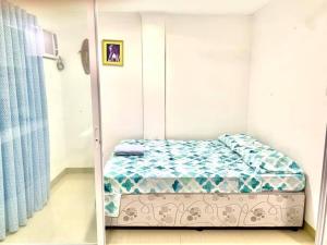 Cozy Central - Near arca south signal taguig