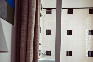 Hotels Hotel des Academies et des Arts : Chambre Familiale