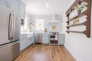 Guesthouse Charleston EAST 42 A & B