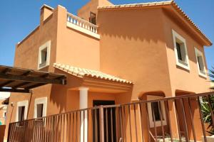 Casa Shakka Rocka: Lux Villa with Pool and View