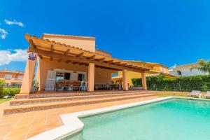 Villa Joana Barcares for 10 with swimming pool