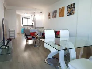 Boutique apartment near the beach, 1 Gbps Wi-Fi - Almáchar