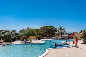 Campings Camping le Mar Estang : photos des chambres