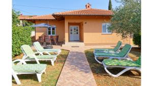 Holiday Home Tina by Rent Istria