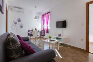 One-Bedroom Apartment Crikvenica 4