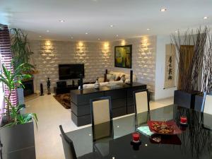 The Sweet Dreams Holiday House