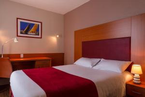 Hotels The Originals City, Hotel Le Sextant, Toulouse Sud (Inter-Hotel) : photos des chambres