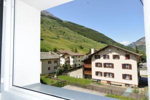 Stilvolle Dachwohnung für 4 im Thermenort Vals