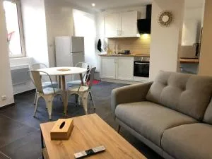 Montbard appartements au centre historique chez Delphine et Guillaume - Buffon