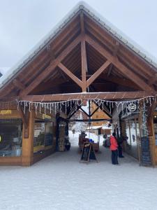 Chalets Chalet Bastilor : photos des chambres