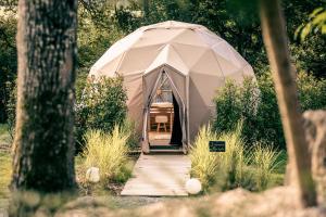 Tentes de luxe Lodges des Grands Chenes : photos des chambres