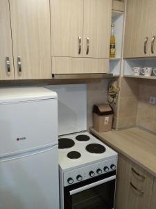 Apartment Silver