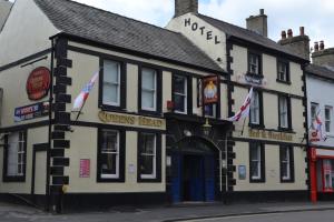 The Queen's Head Hotel