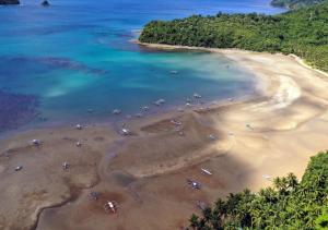 Arkadia Beach Resort by RedDoorz