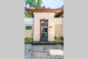 CASA MALEH 2BR lively villa in kayuaya seminyak