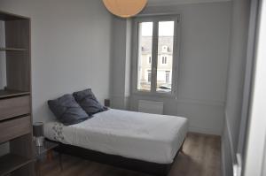 Appartements agreable duplex Cande centre ville 4/6 places : photos des chambres