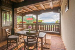 Къща Стара Македония