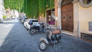 Monti Flat Rental in Rome