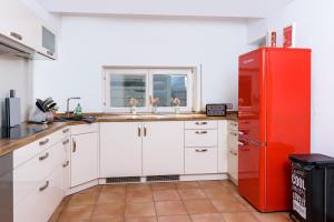 Berg Fux - 200qm großes Haus mit eigener Dachterrasse - Bergpanorama - Weber Gas Grill