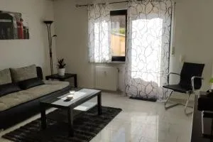 Schöne Wohnung in ruhiger zentraler Lage - 罗德高