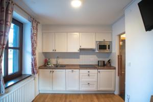 Apartment Hribovc with atrium and free parking 