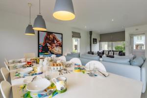 West Bay Cottages Yarmouth Isle of Wight