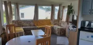 Private caravan situated at Parkdean Holiday Resort St Margaret's at Cliffe number 18 - West Langdon