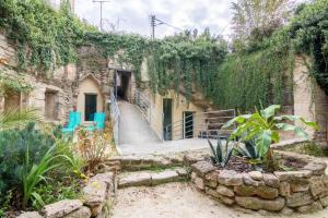 Maisons de vacances Maison troglodytique Doue La Fontaine : photos des chambres