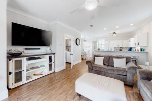 Barefoot Cottages #B8 Jasmine by the Bay - 4hvězdičkové hotely ve městě Highland View