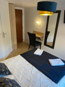 Hotels Menil Bon Temps : photos des chambres